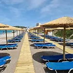 Oceanis