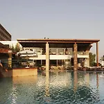 Hotell Oceanis 4*