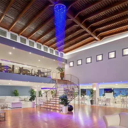 Oceanis إكْسِيا