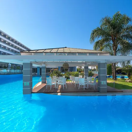 Oceanis Hotell 4*