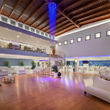 Hotel Oceanis 4*