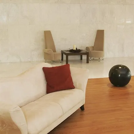 Oceanis 4*